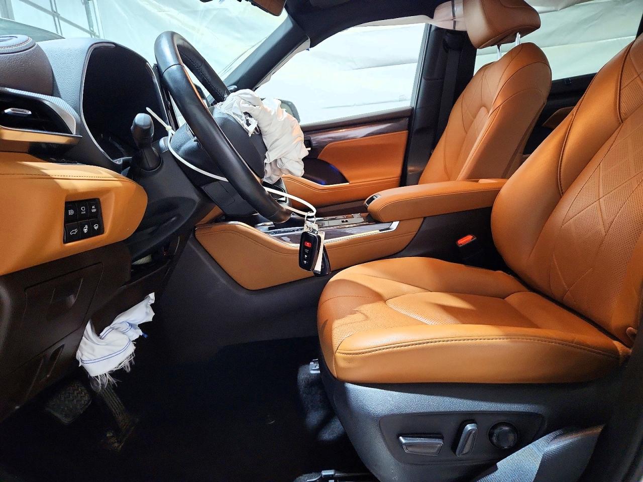 Toyota Highlander Hybrid Platinum