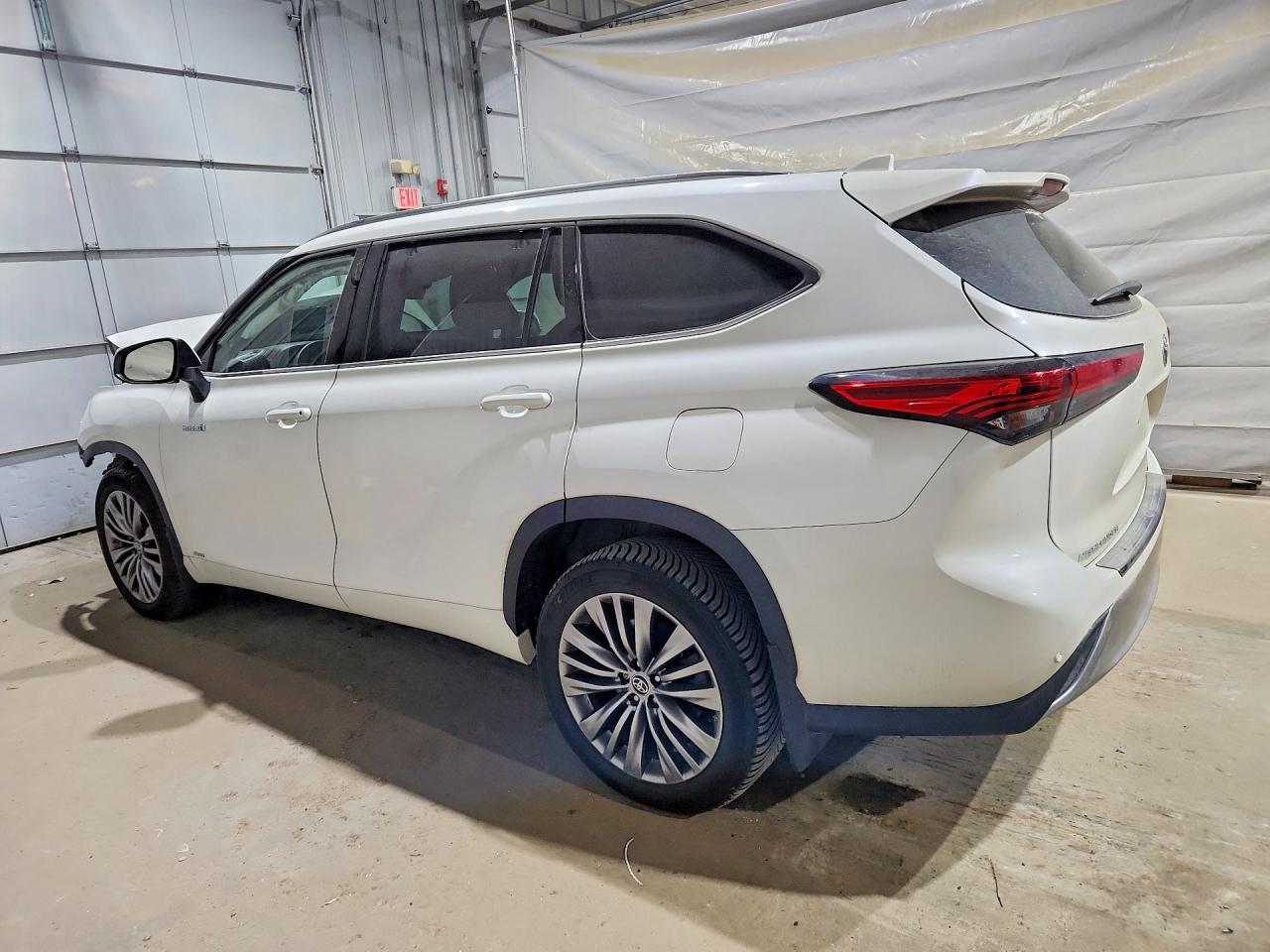 Toyota Highlander Hybrid Platinum
