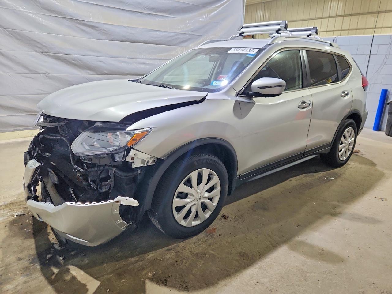 Salvage Nissan Rogue Image