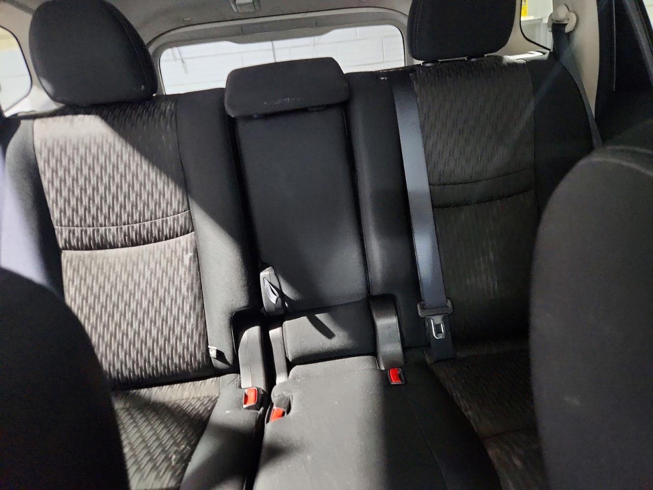 Nissan Rogue S