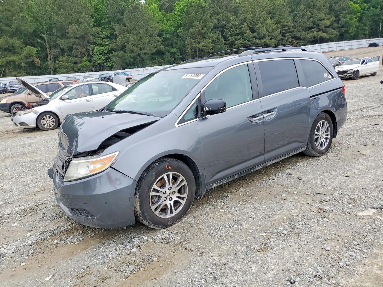 Salvage Honda Odyssey Image