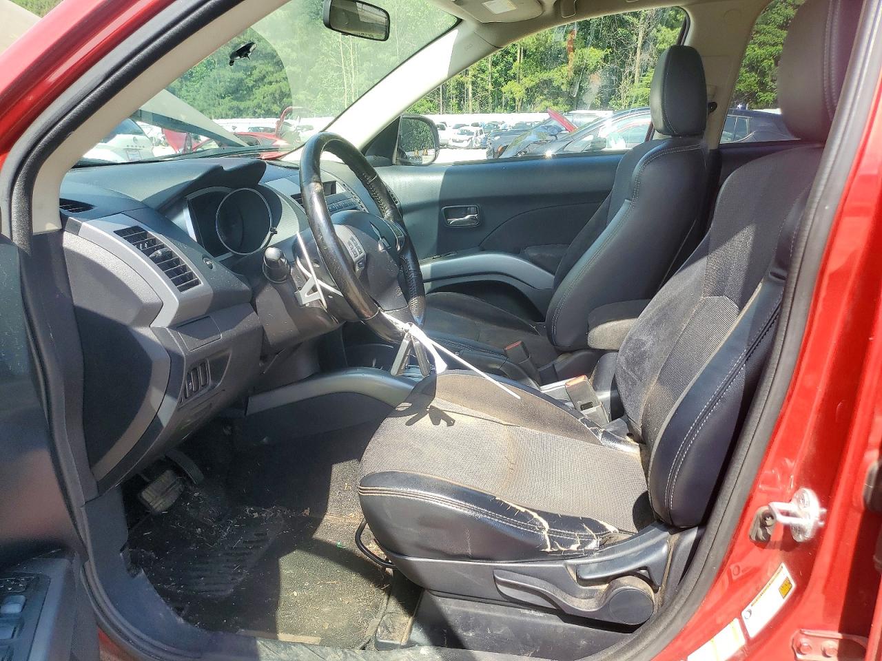 Mitsubishi Outlander Se