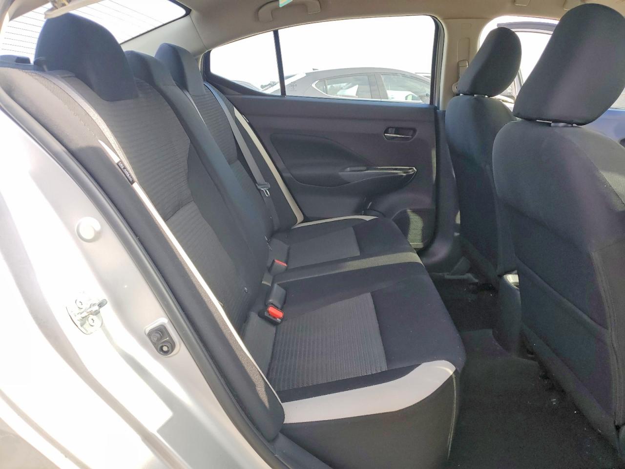 Nissan Versa Sv