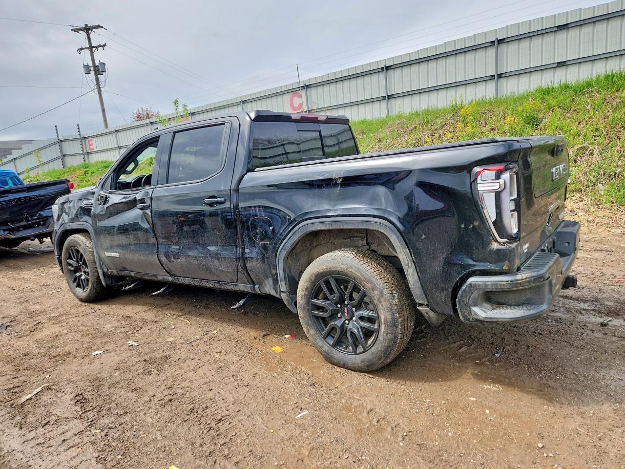 GMC Sierra