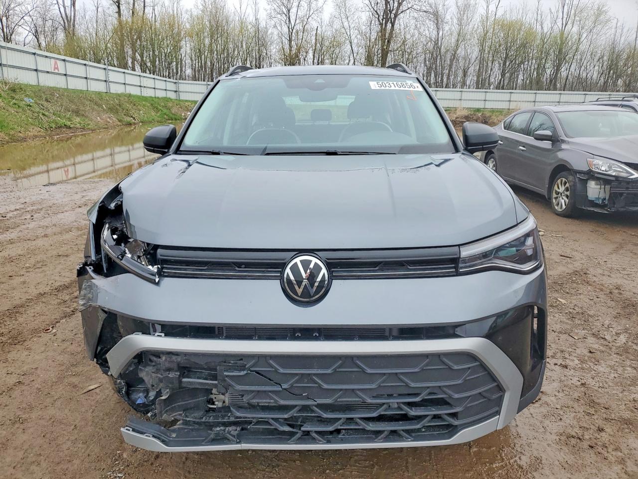 Volkswagen Taos S