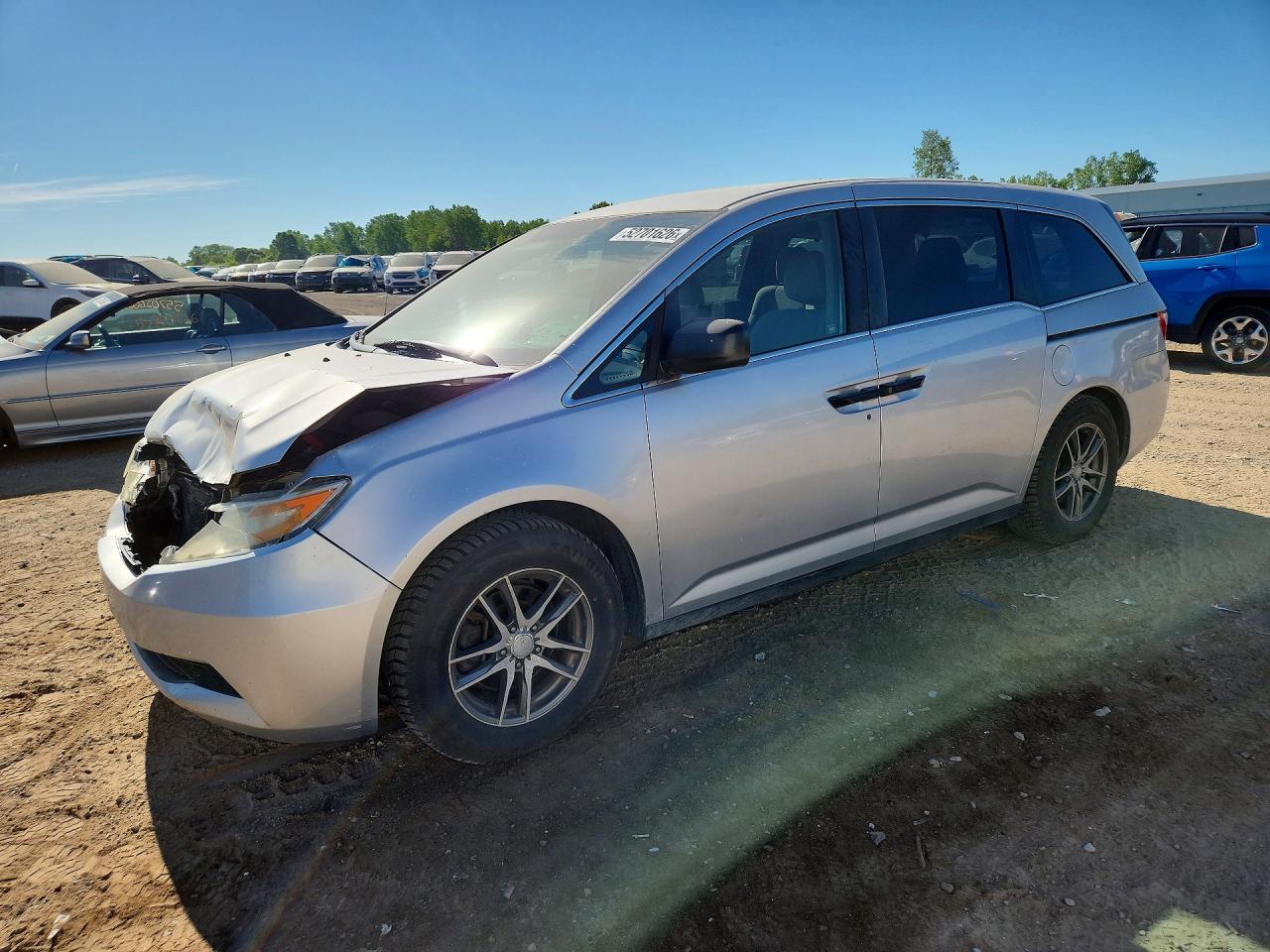 Salvage Honda Odyssey Image