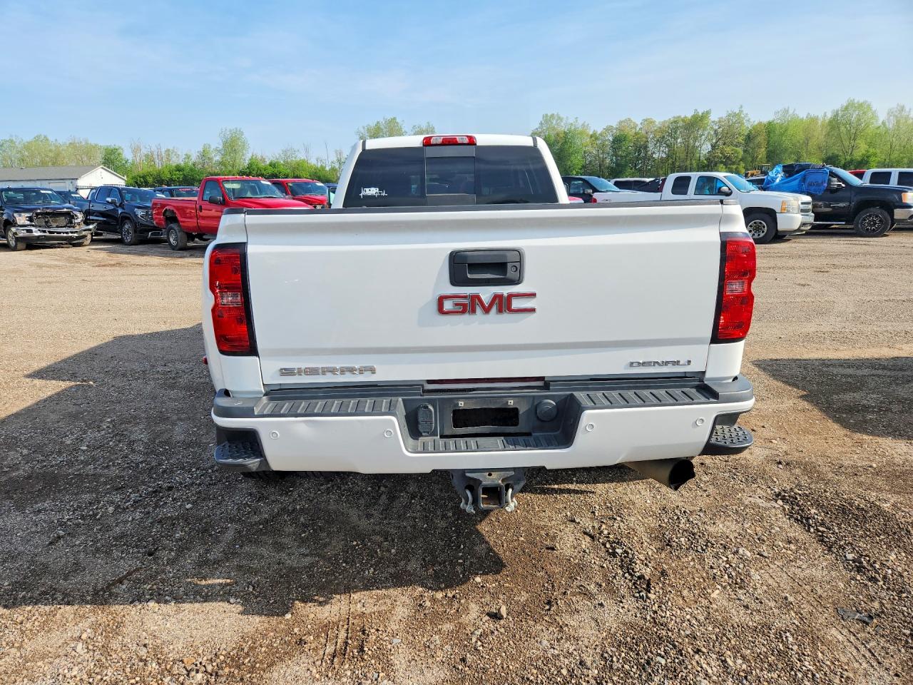 GMC Sierra K3500 Denali