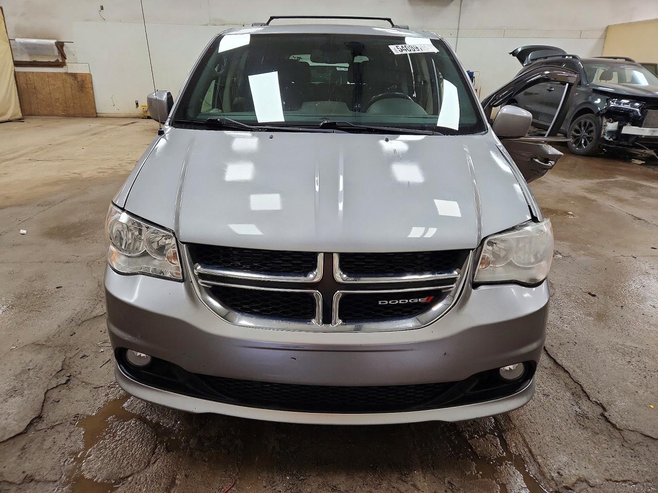 Dodge Caravan Sxt