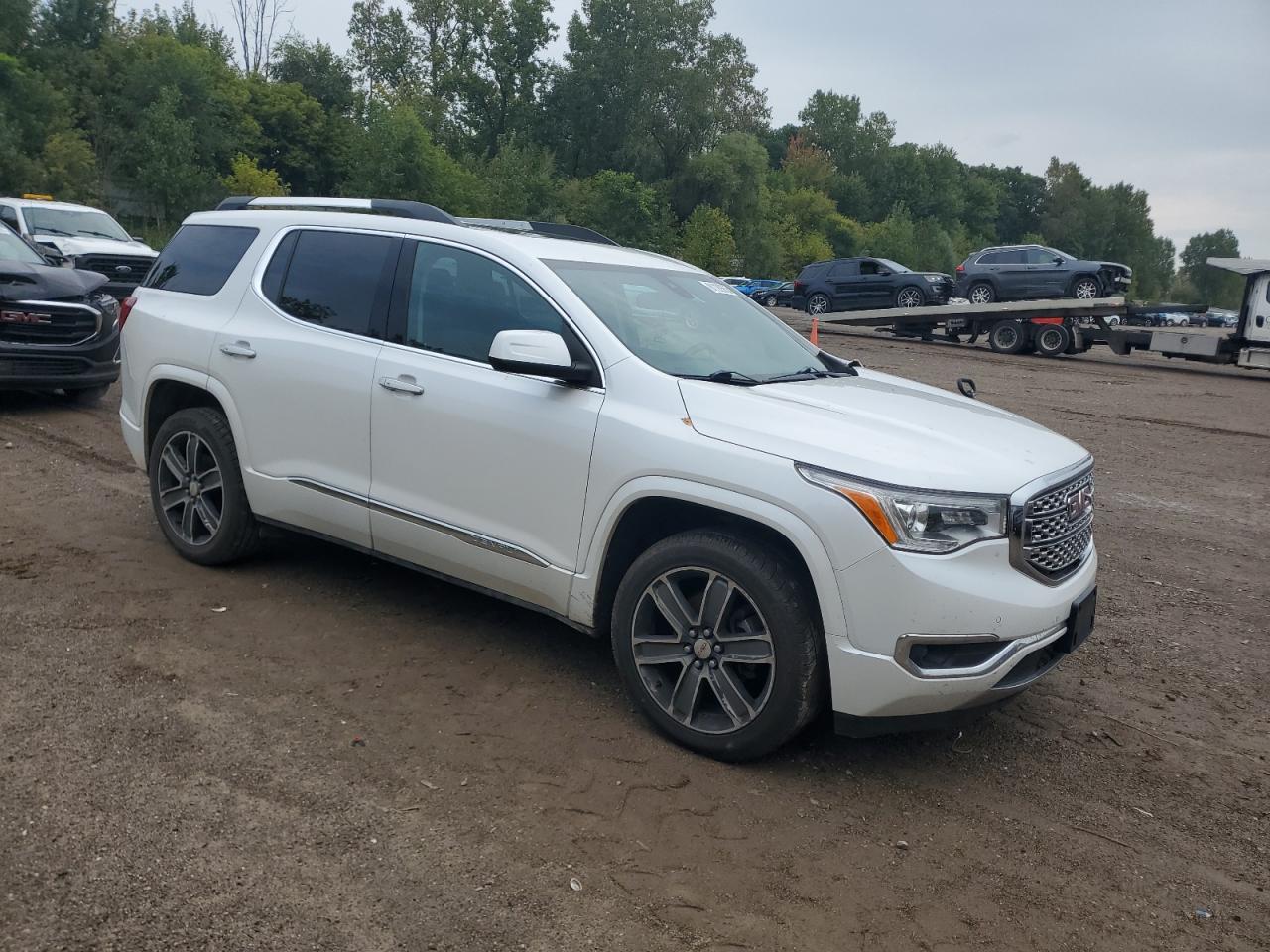 GMC Acadia Denali