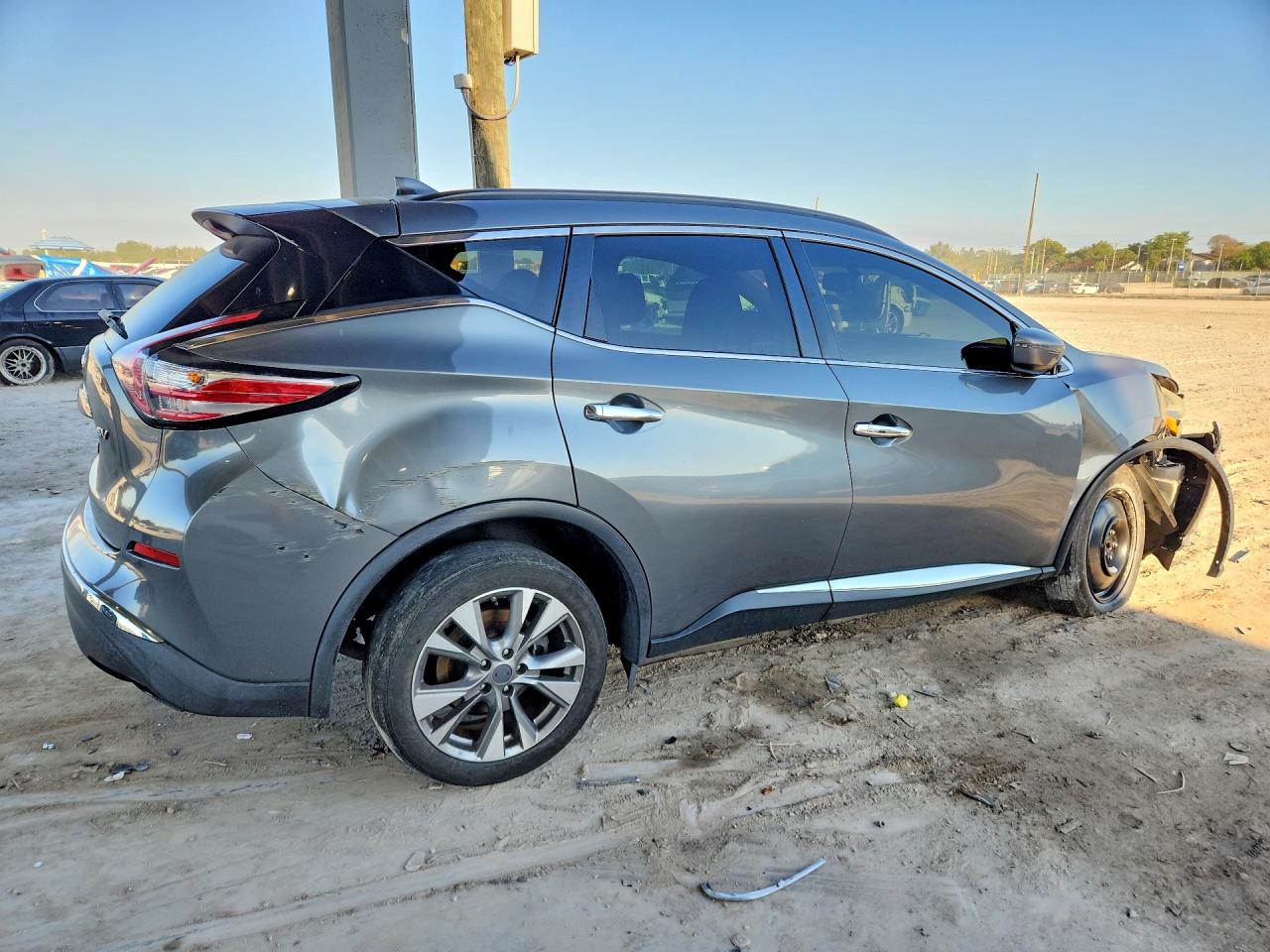 Nissan Murano Sv