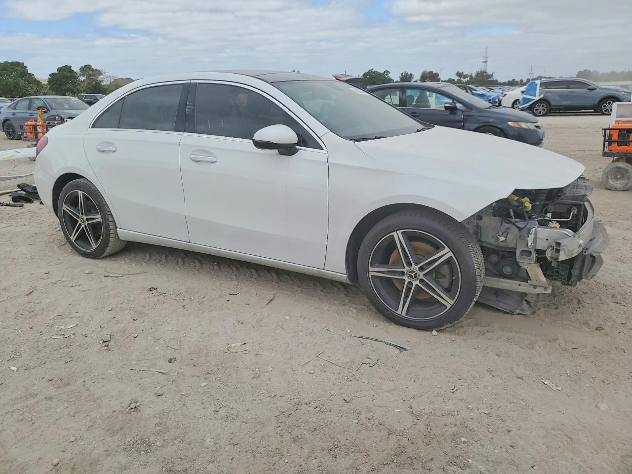 Mercedes-Benz A-Class 220