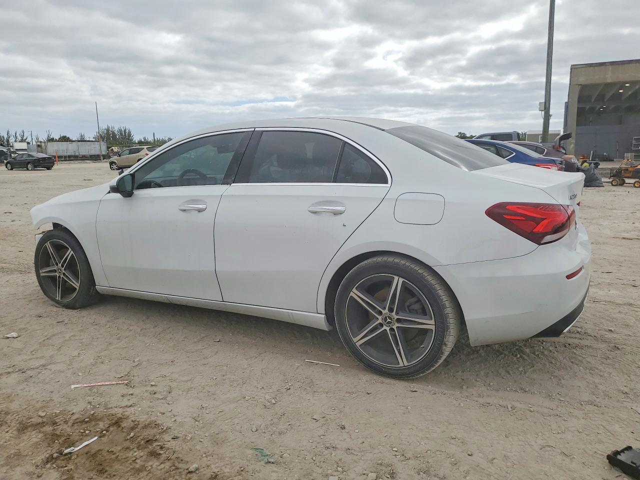 Mercedes-Benz A-Class 220