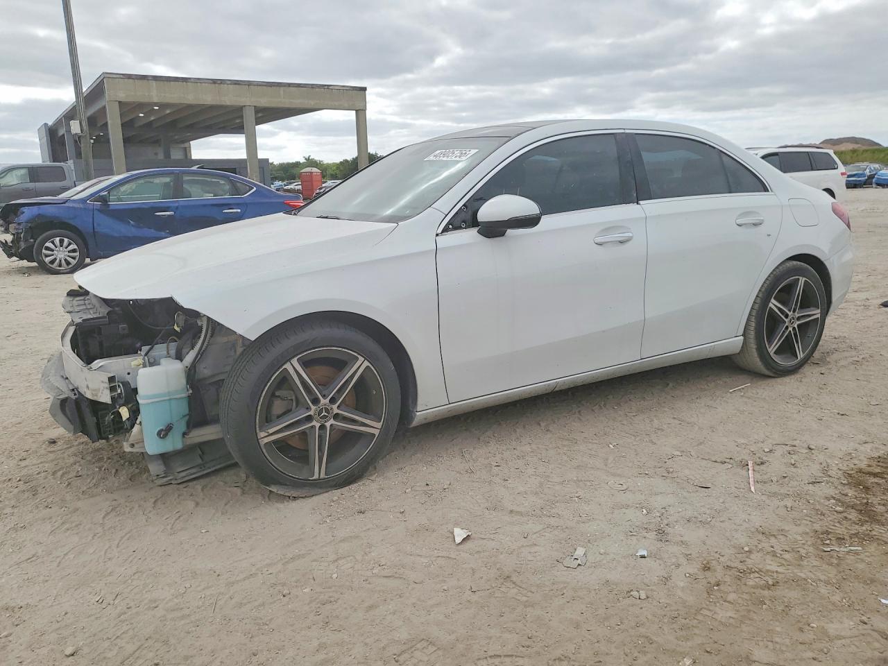 Salvage Mercedes-Benz A-Class Image