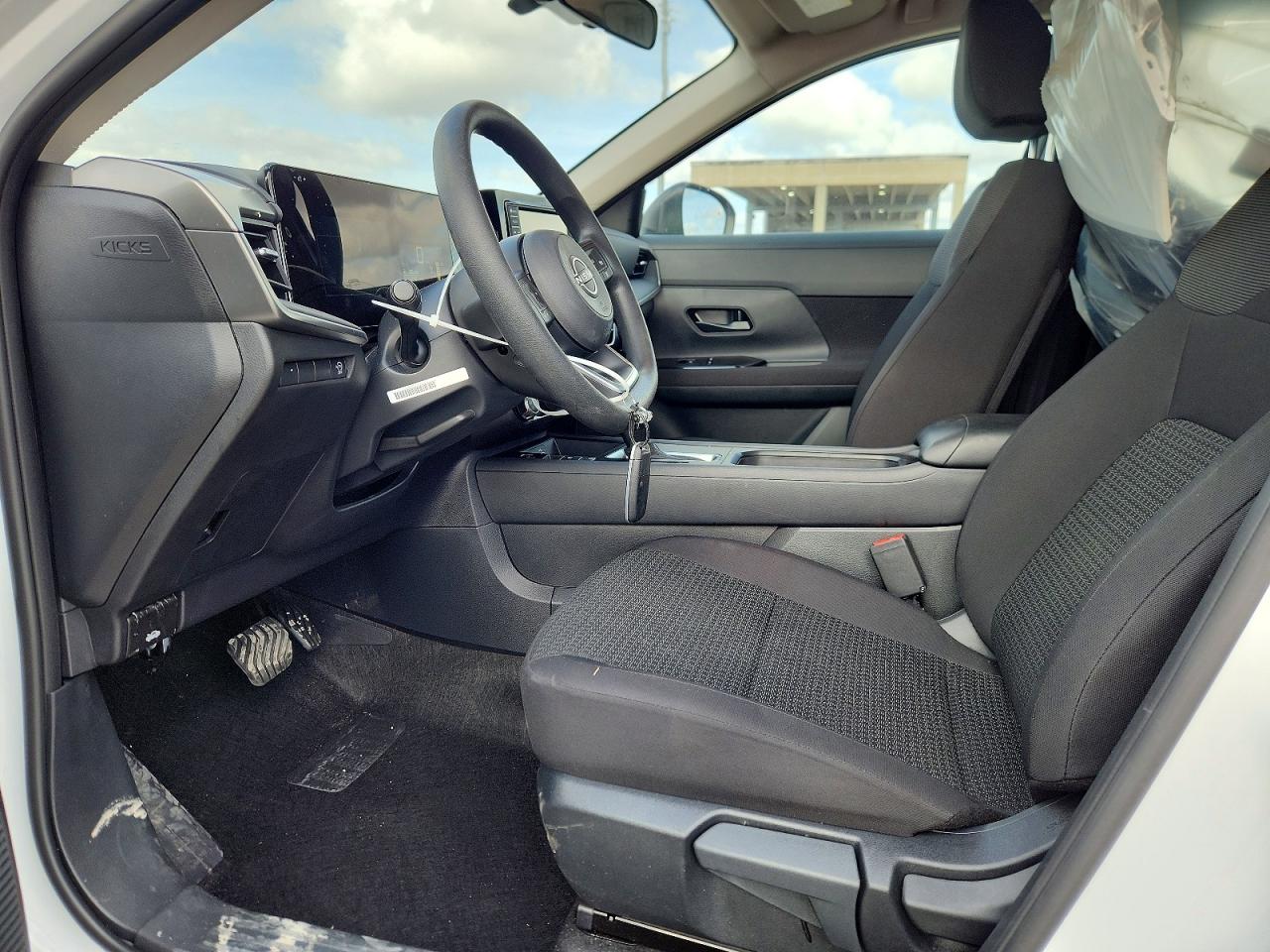 Nissan Kicks S