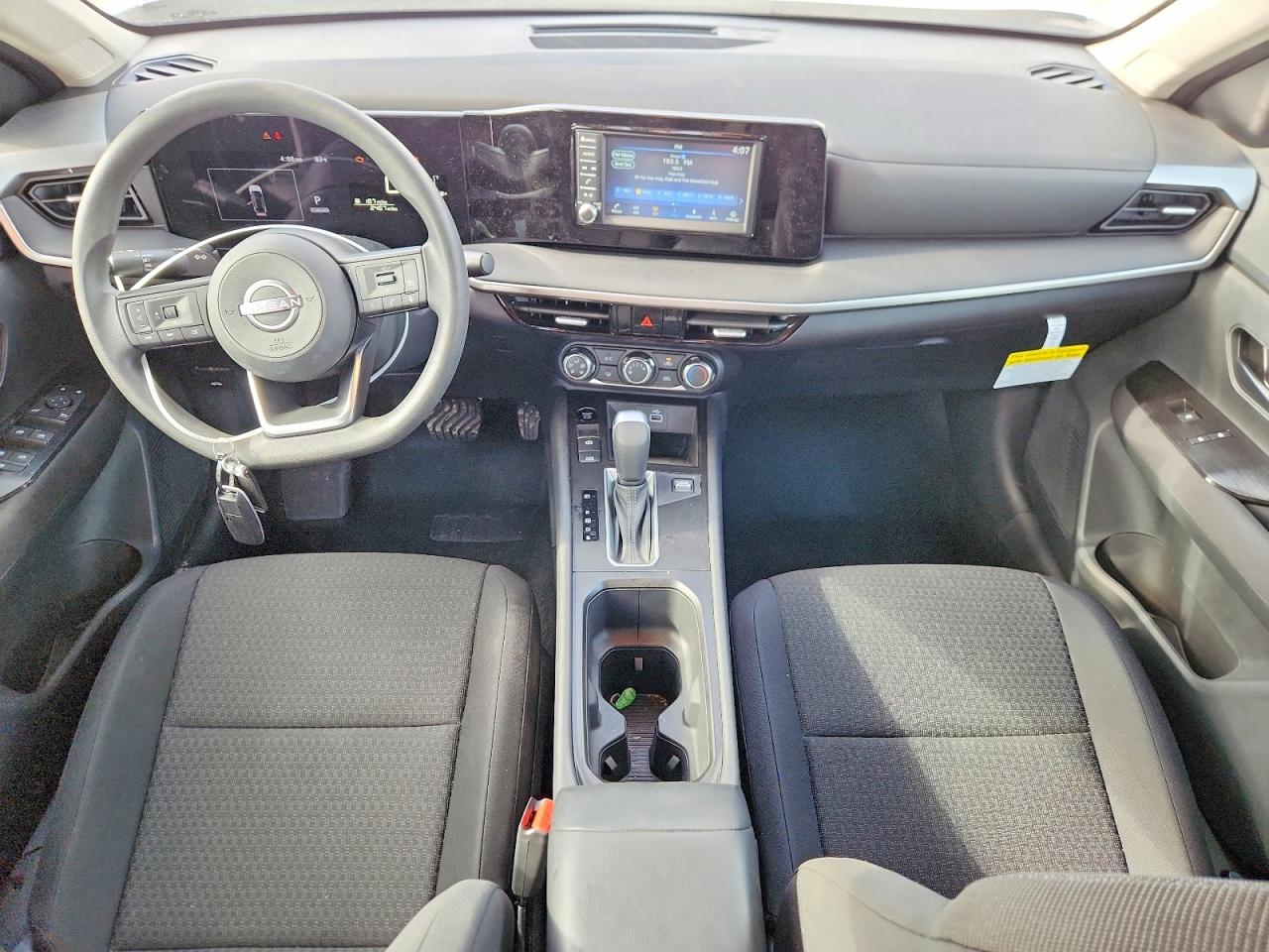 Nissan Kicks S