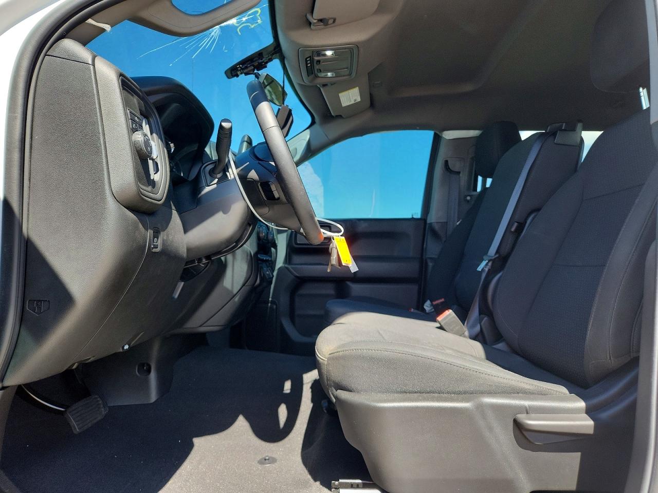 Chevrolet Silverado Ltd C1500 Custom