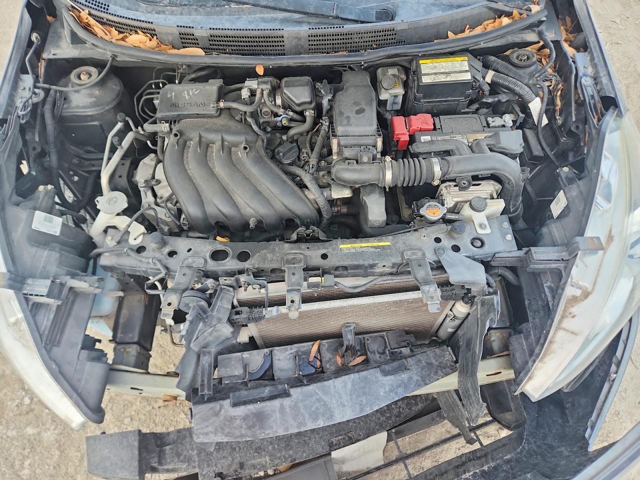 Nissan Versa 1.6 S Plus