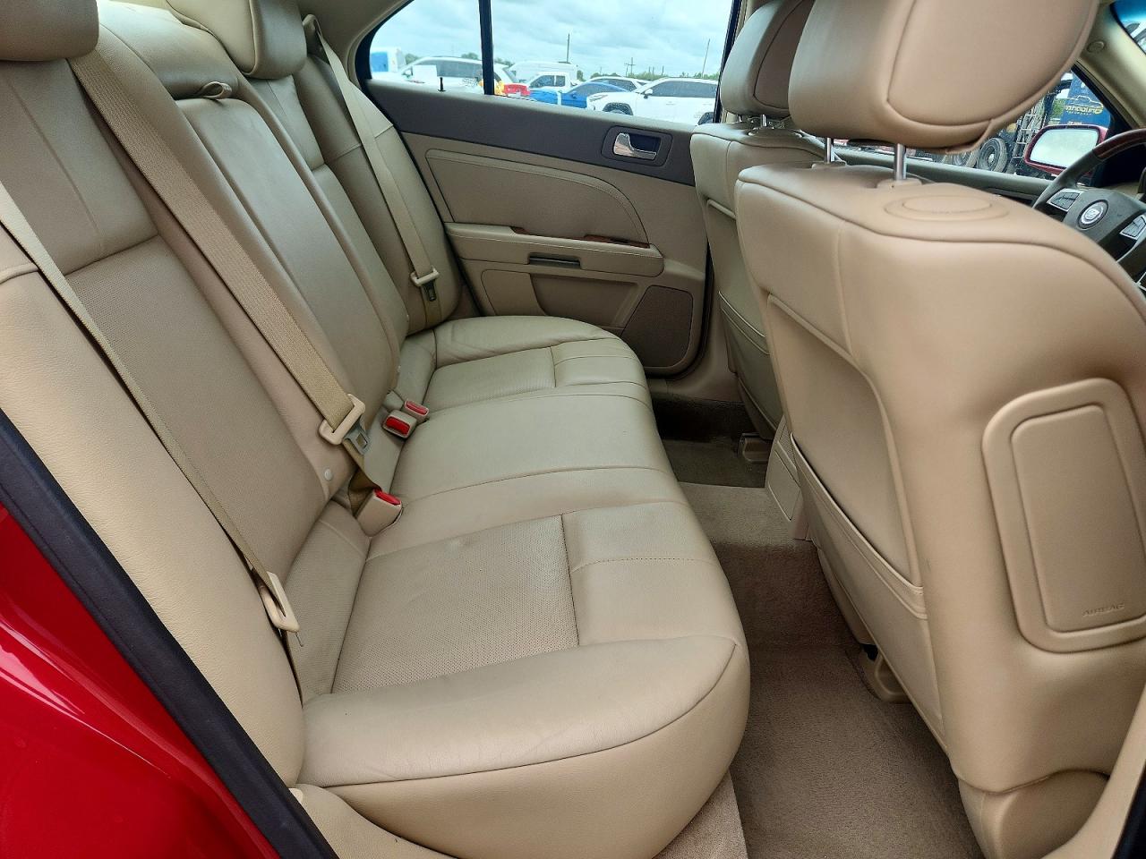 Cadillac STS Luxury Performance