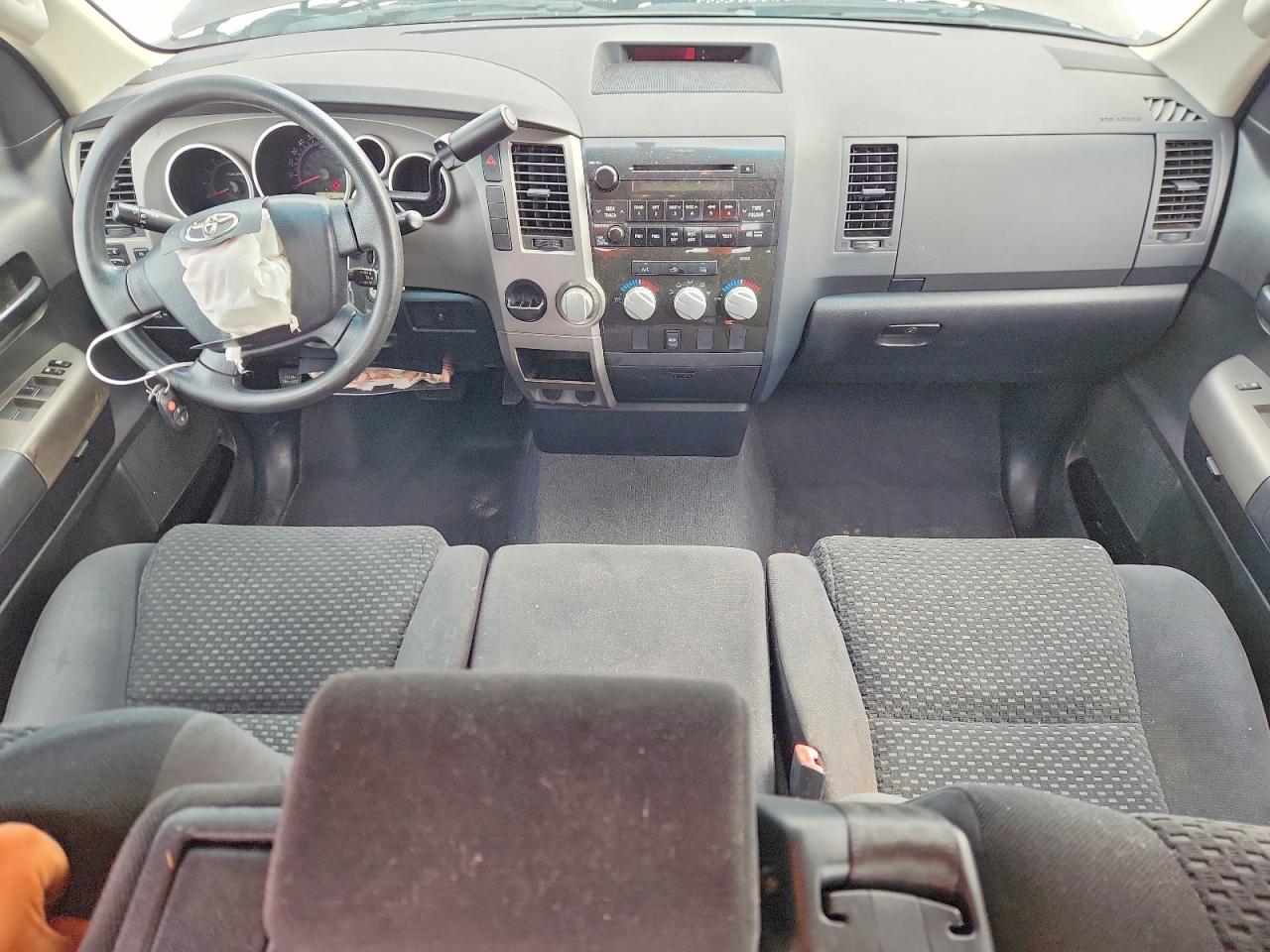 Toyota Tundra Double Cab Sr5