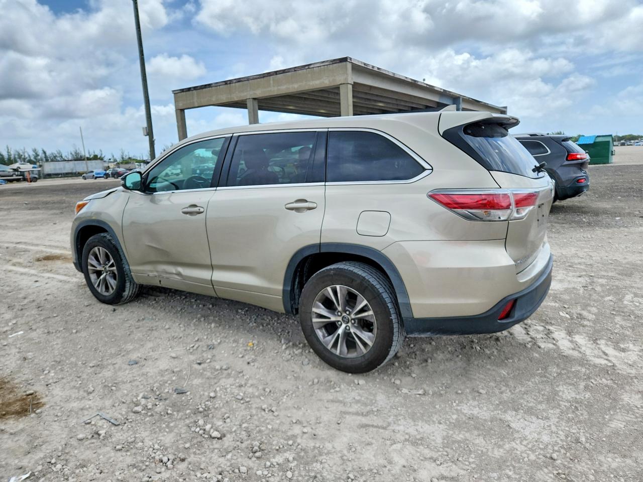Toyota Highlander Le Plus