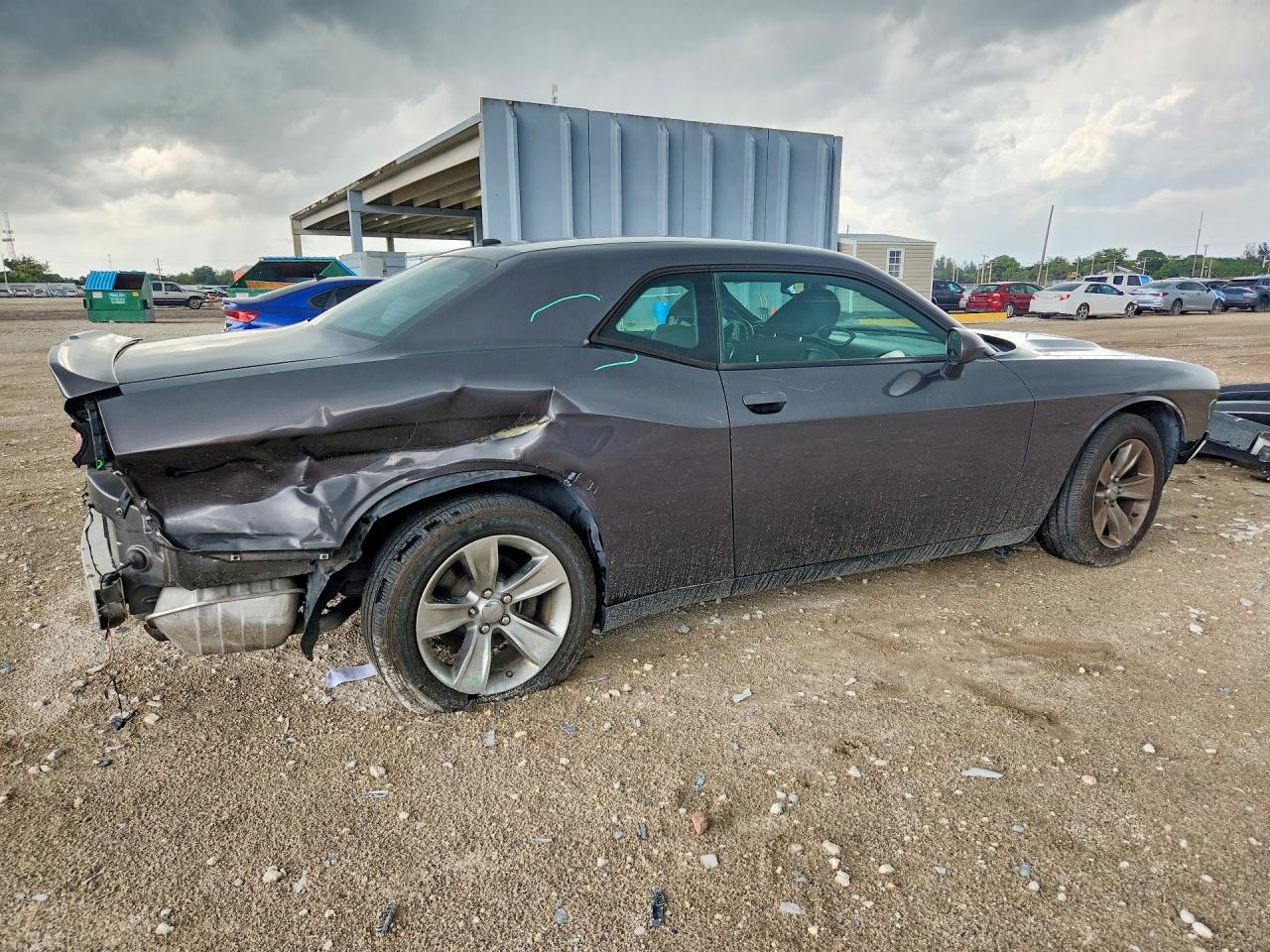 Dodge Challenger Sxt