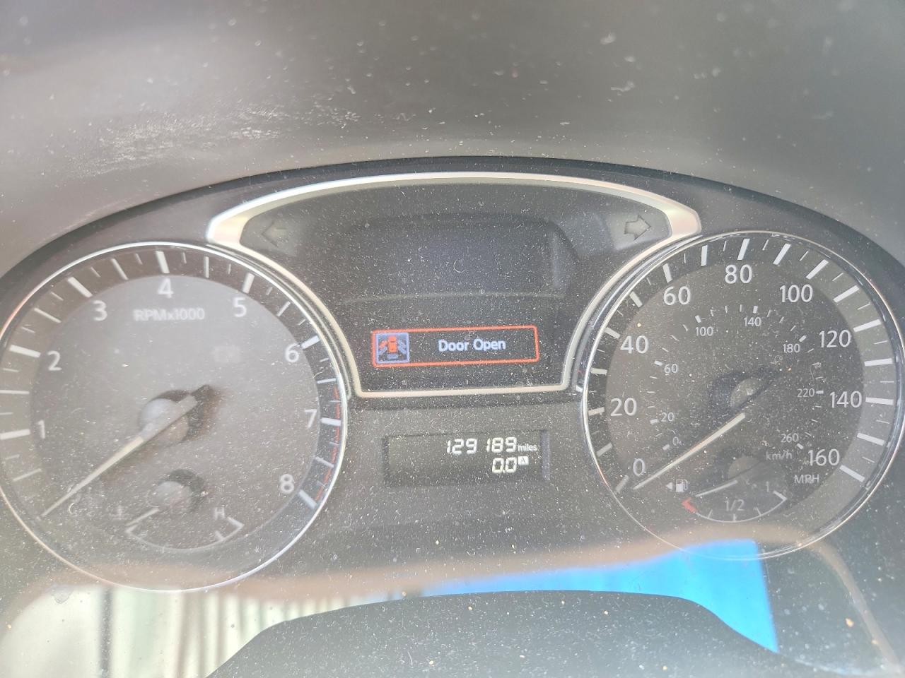 Nissan Pathfinder S