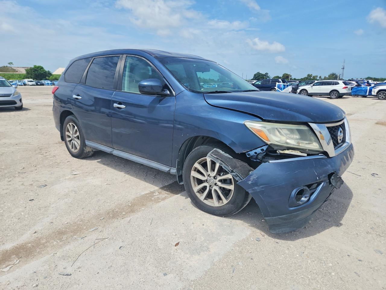 Nissan Pathfinder S