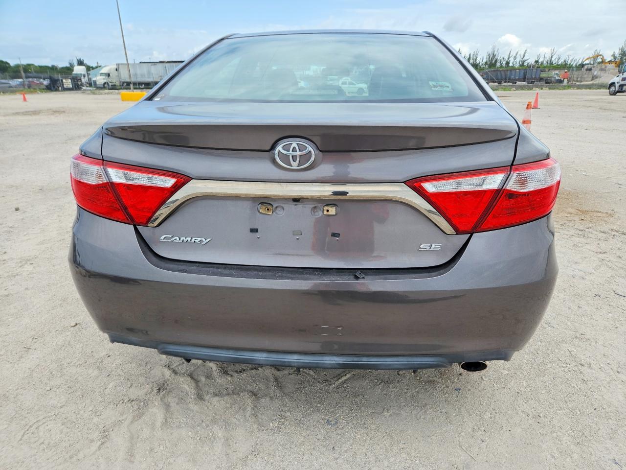 Toyota Camry Se