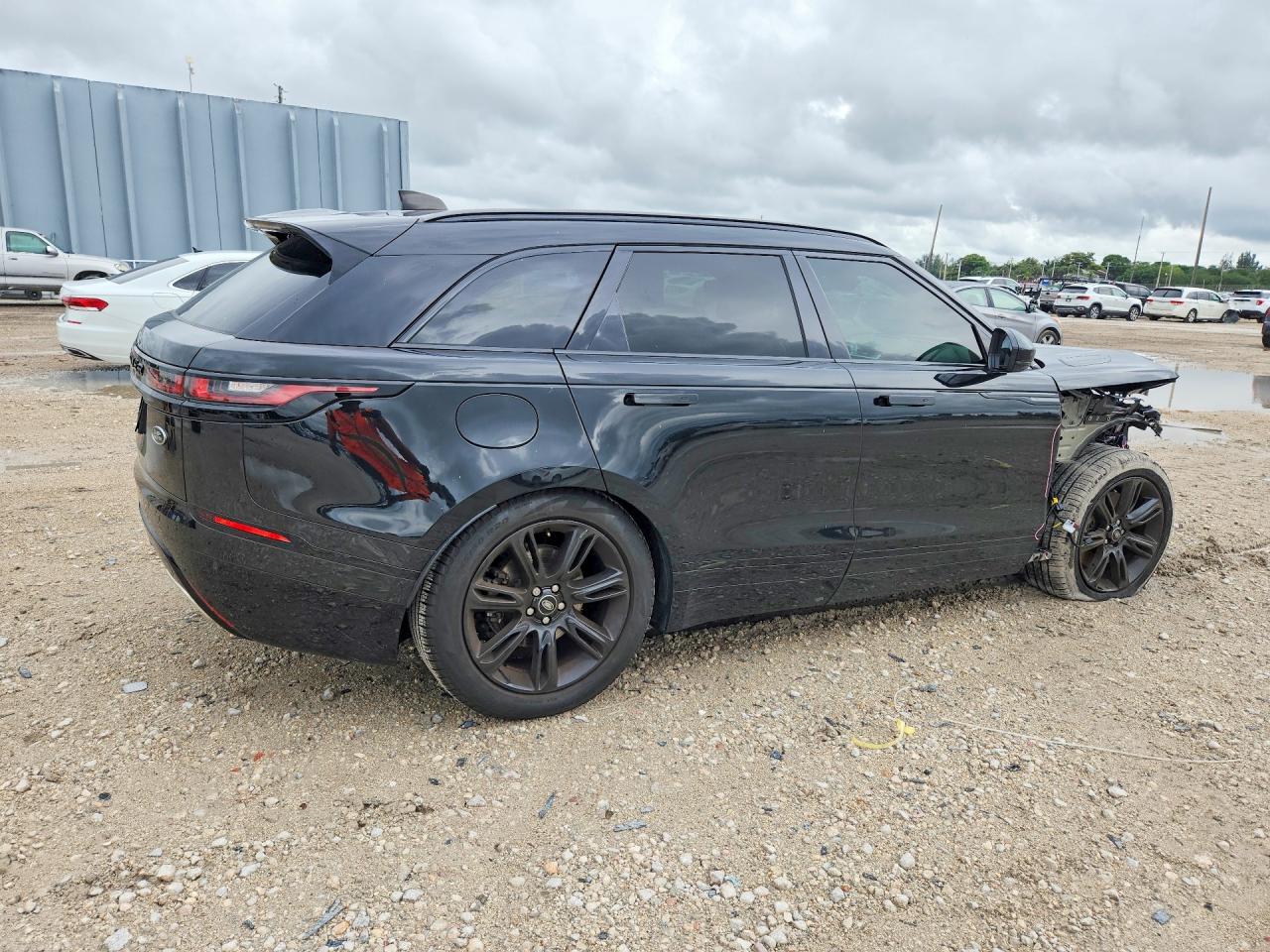 Land Rover Range Rover R-dynamic S