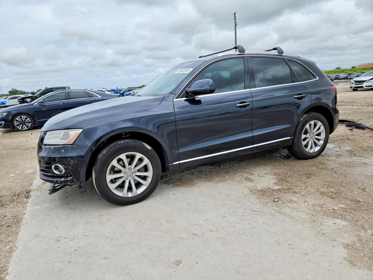 Salvage Audi Q5 Image