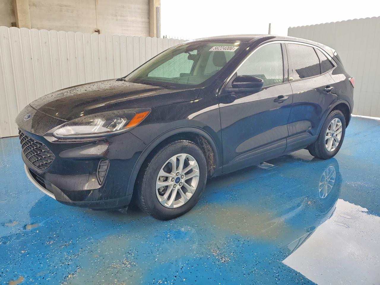 Salvage Ford Escape Image