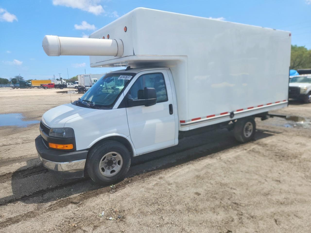 Salvage Chevrolet Express Image