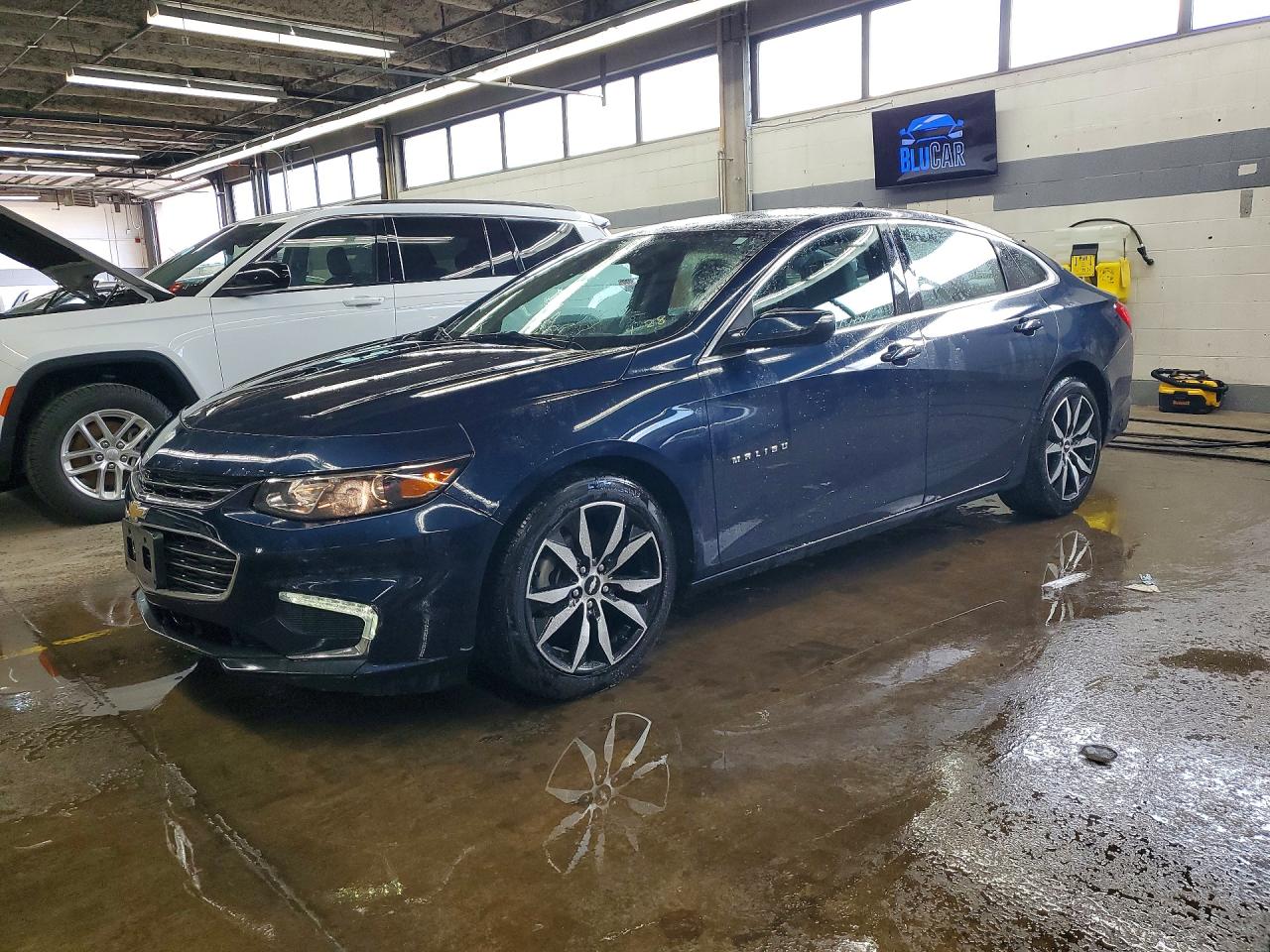 Salvage Chevrolet Malibu Image