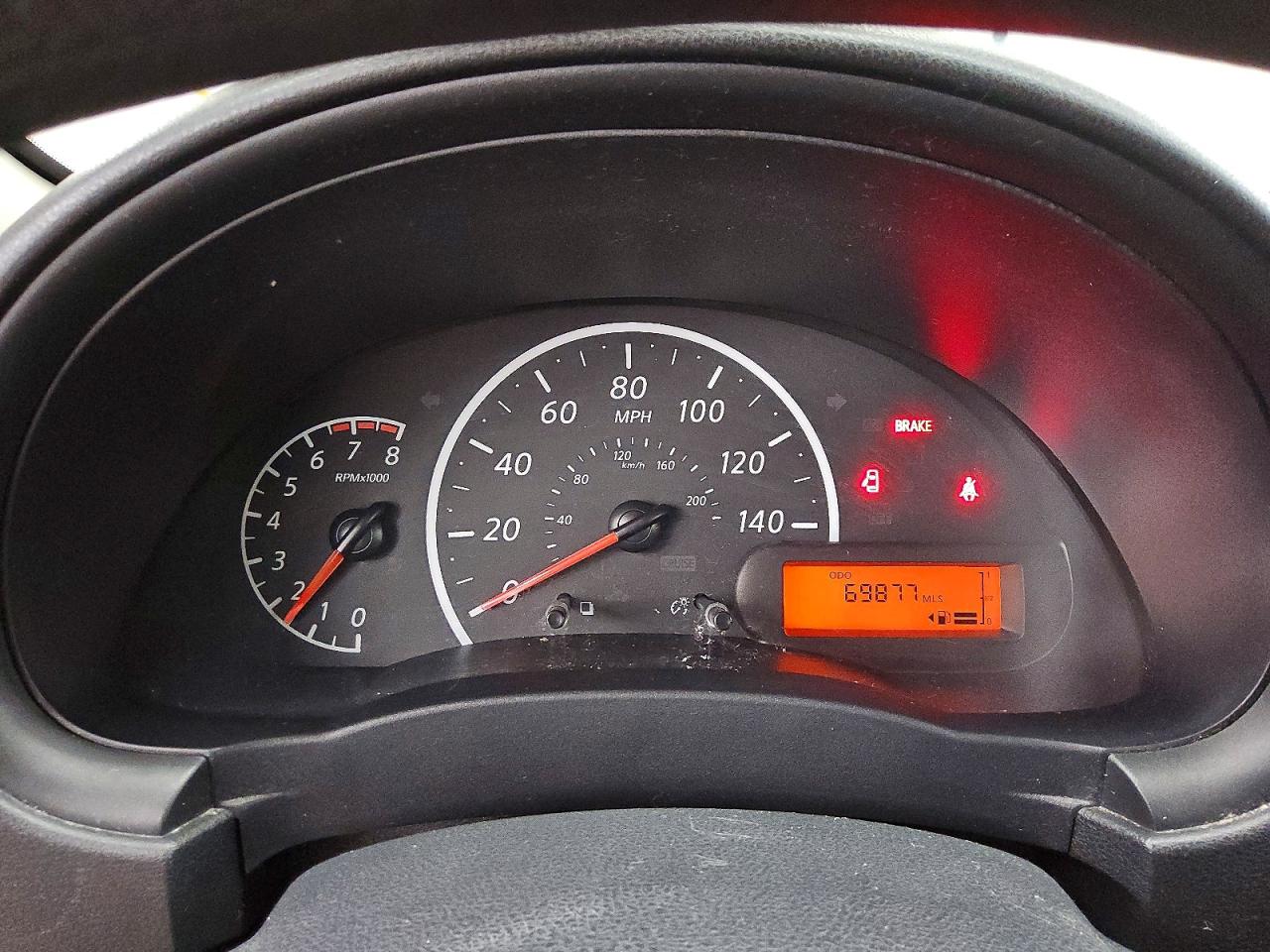 Nissan Versa 1.6 S