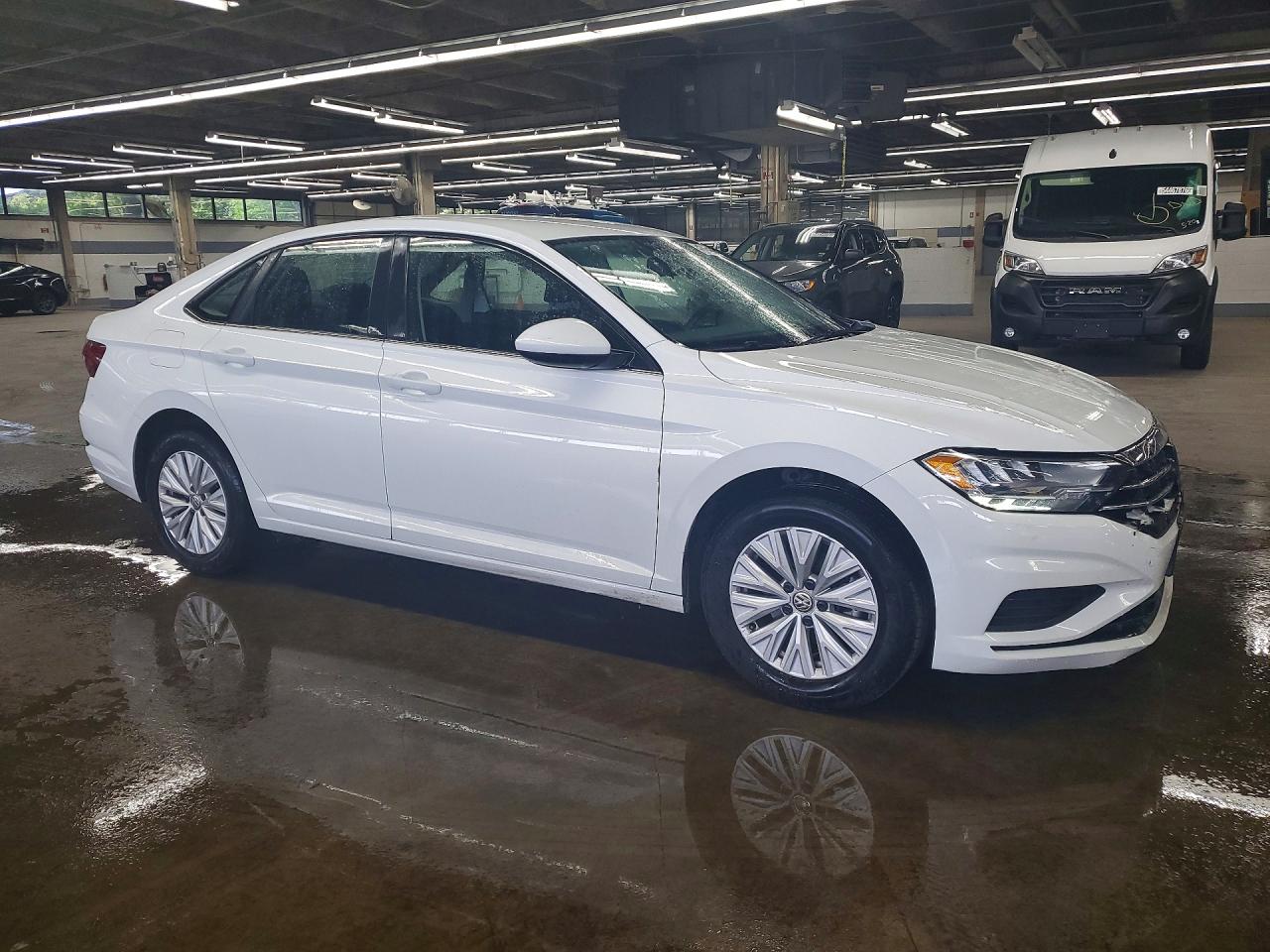 Volkswagen Jetta S