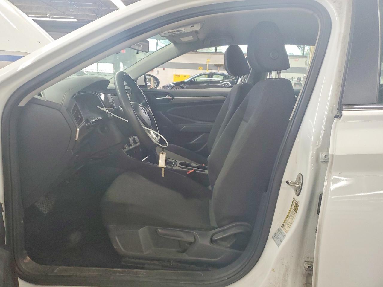 Volkswagen Jetta S