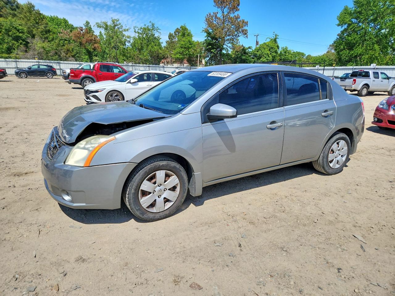 Salvage Nissan Sentra Image