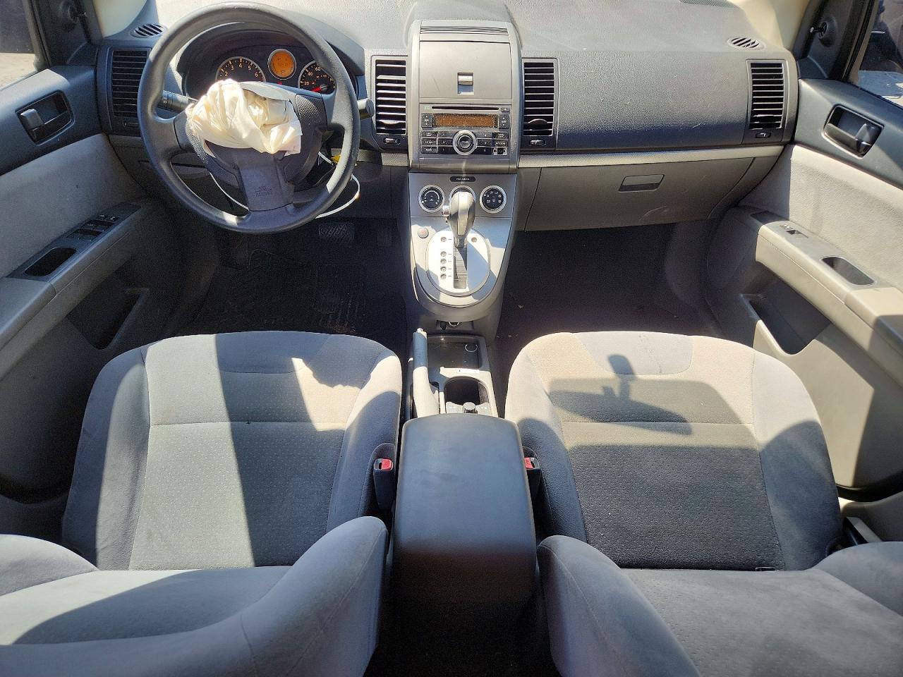 Nissan Sentra 2.0