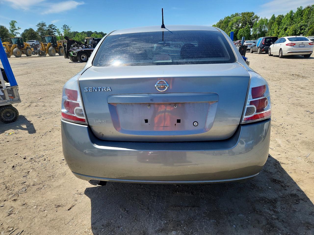 Nissan Sentra 2.0