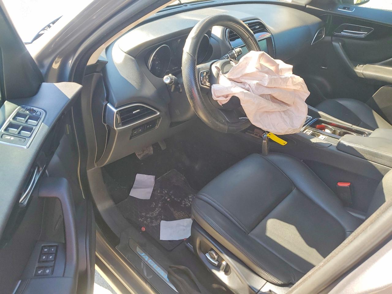 Jaguar F-PACE Premium
