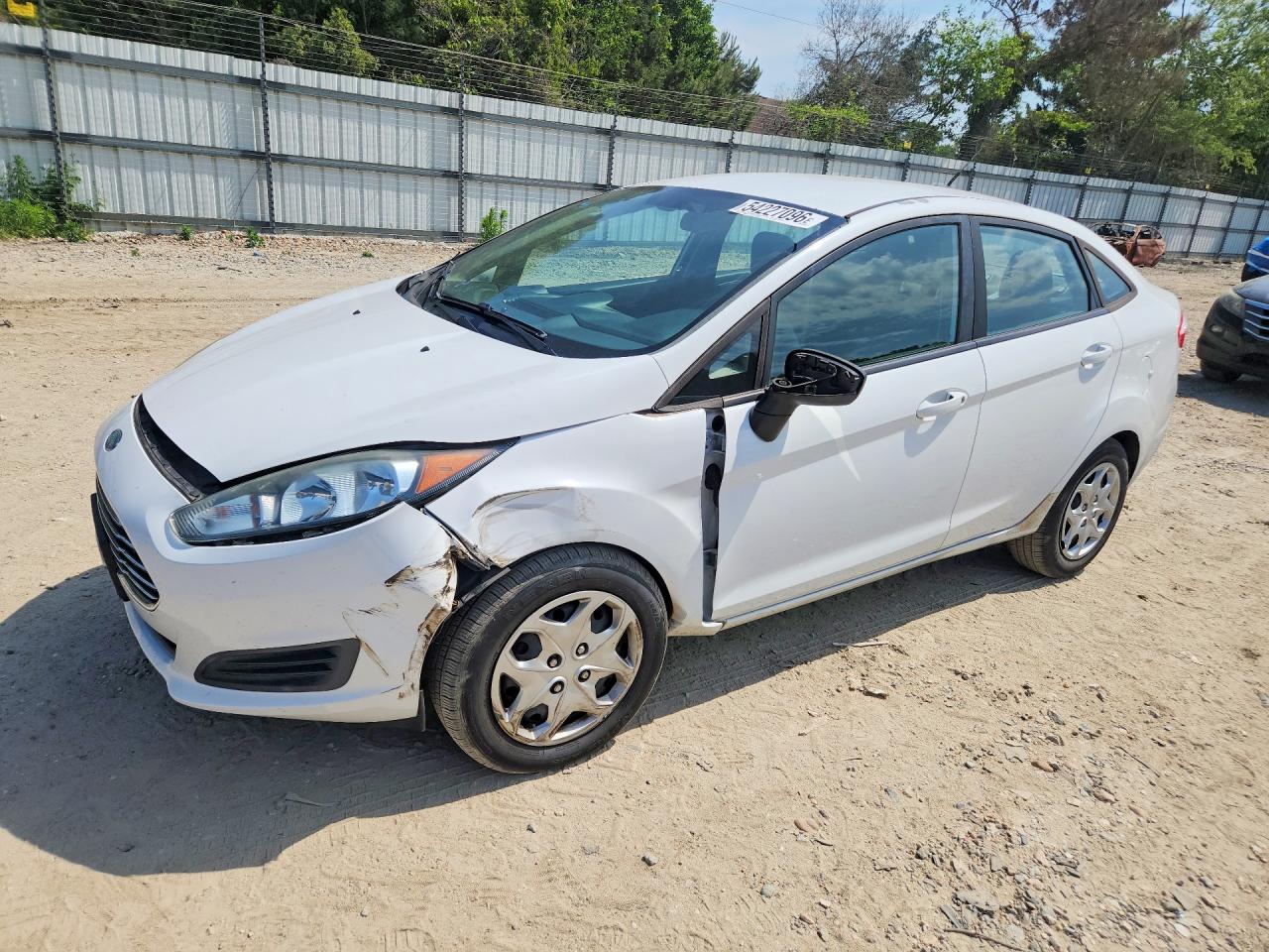 Salvage Ford Fiesta Image