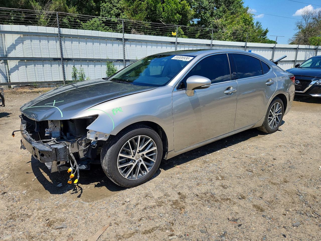 Salvage Lexus Es Image