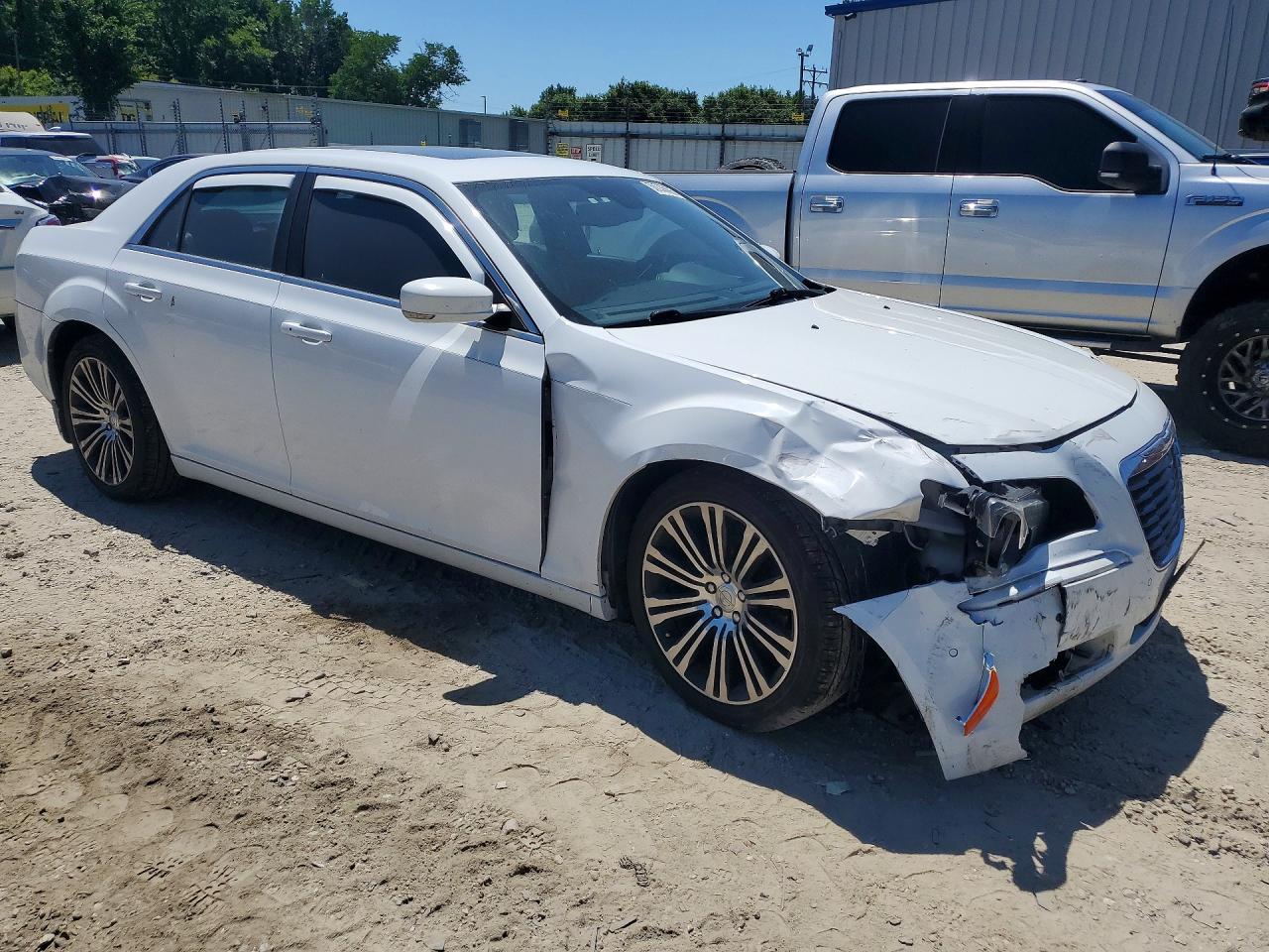 Chrysler 300 S