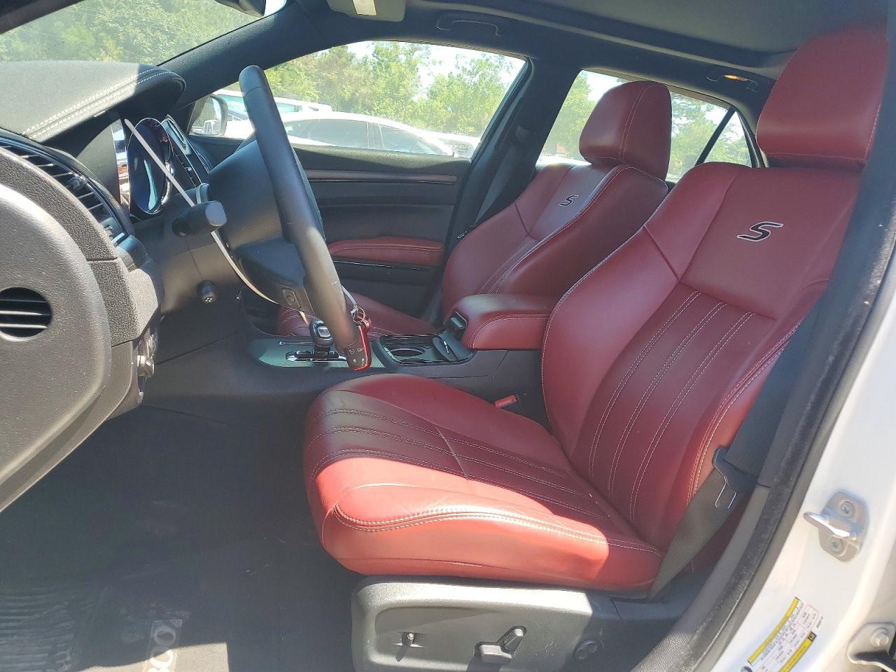 Chrysler 300 S