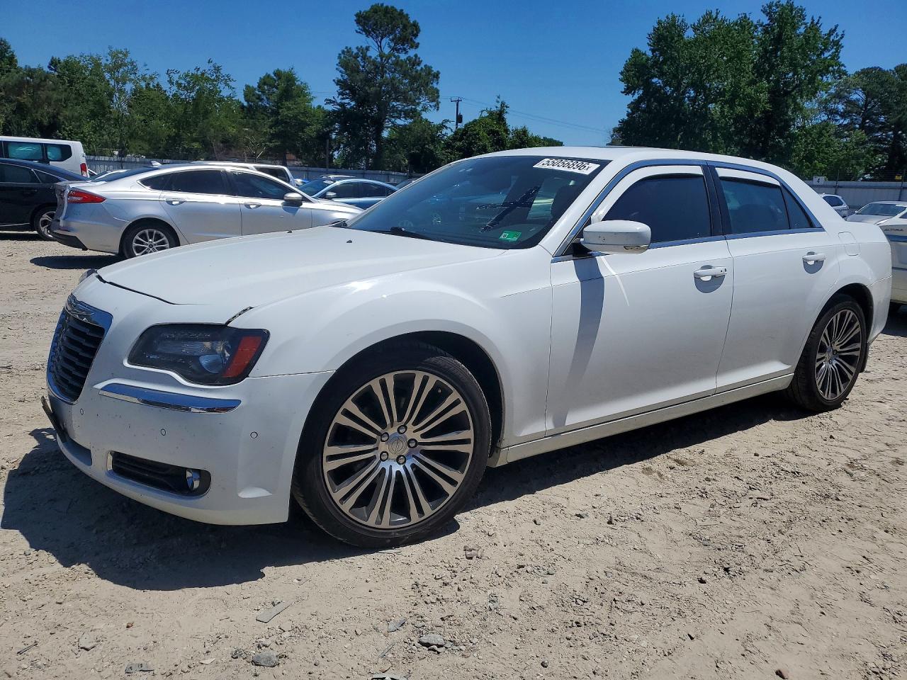 Salvage Chrysler 300 Image