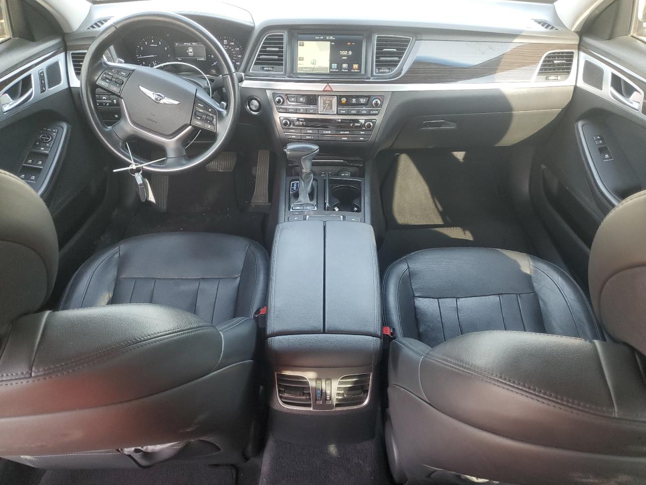 Genesis G80 Base