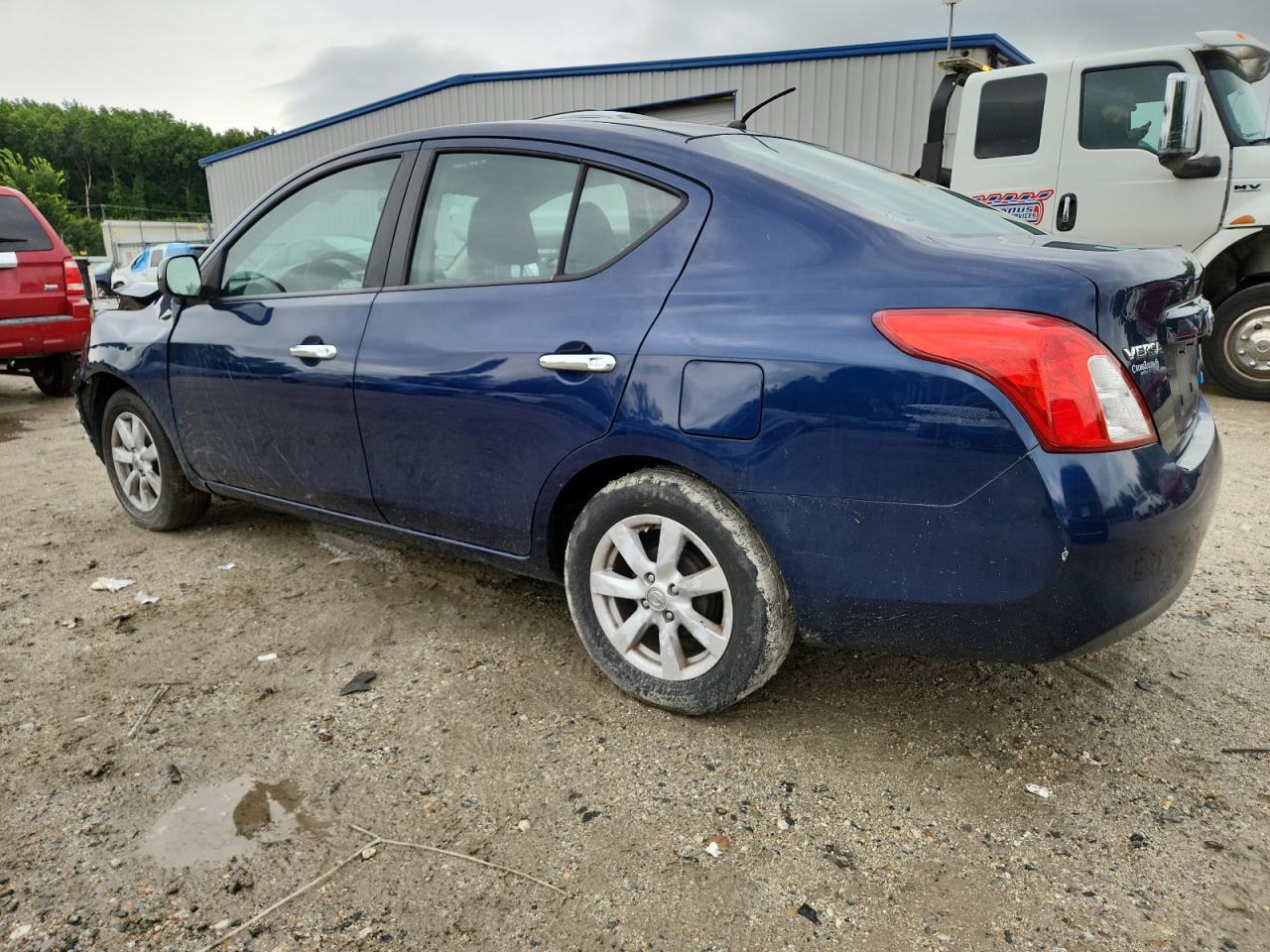 Nissan Versa