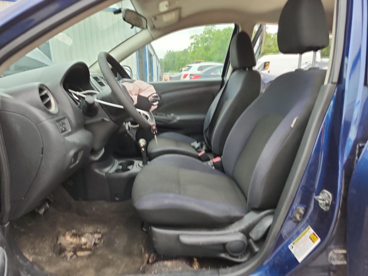 Nissan Versa