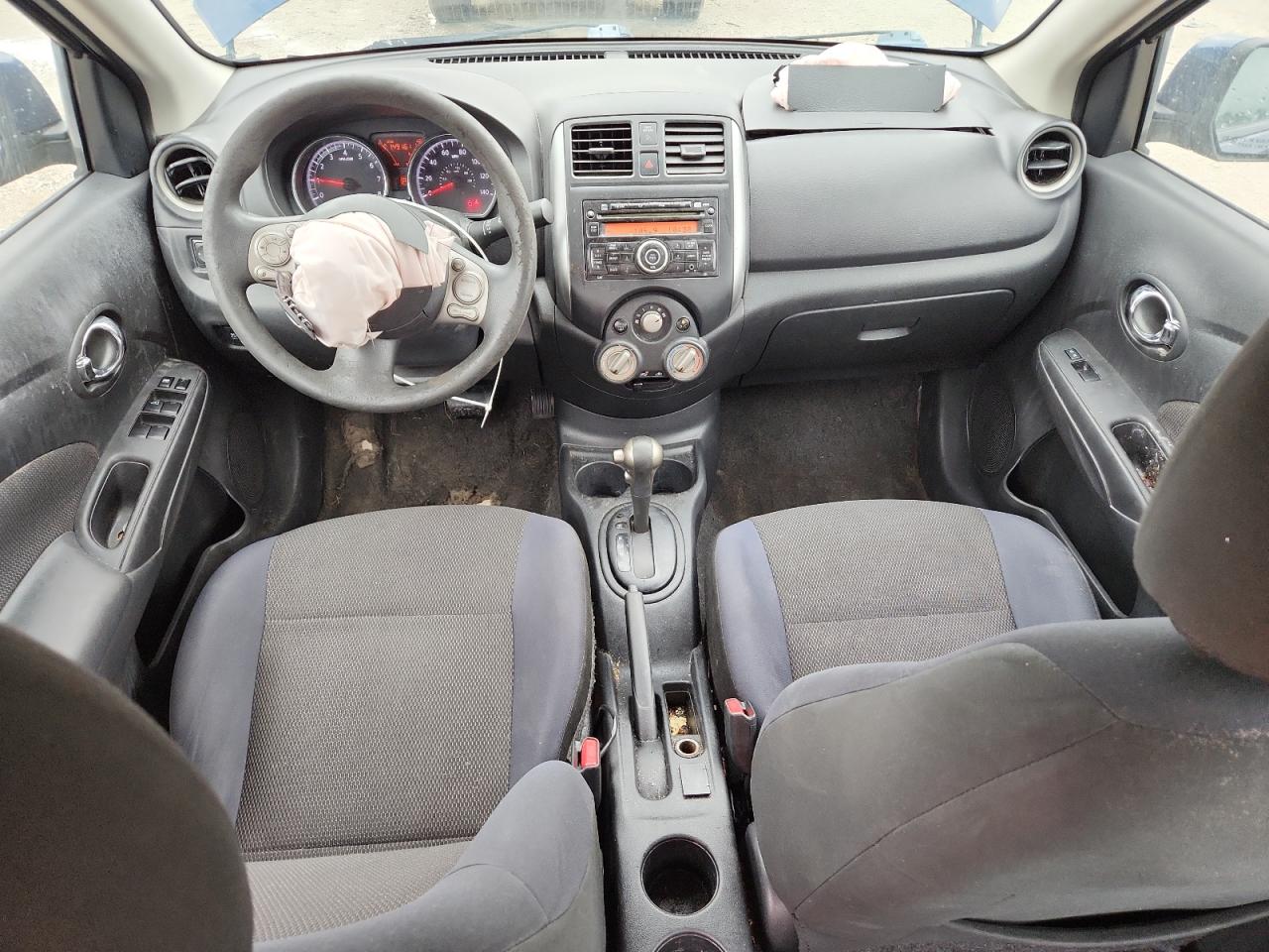 Nissan Versa