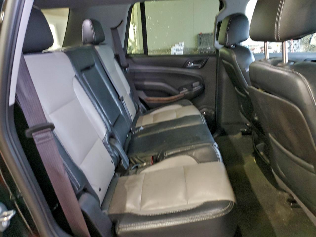 Chevrolet Tahoe C1500 Ls
